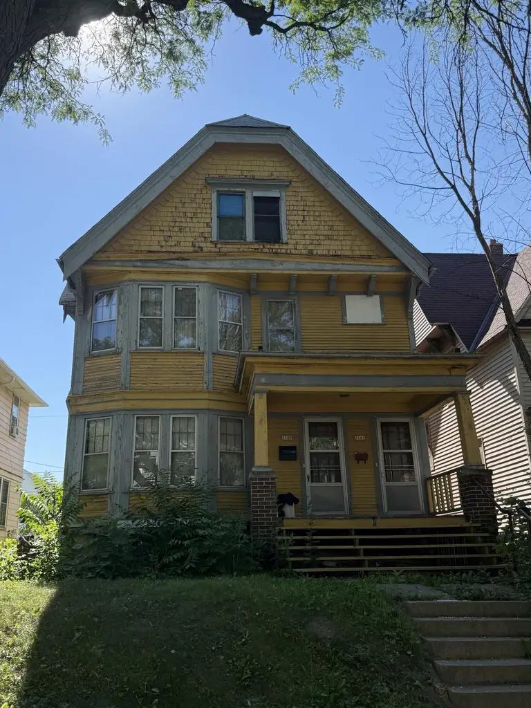 2139 N 40th STREET, Milwaukee, WI 53208 - #1