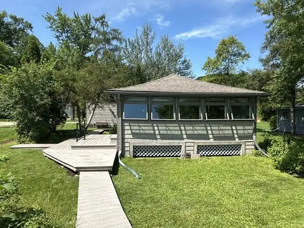 N4228 Sleepy Hollow ROAD, Cambridge, WI 53523