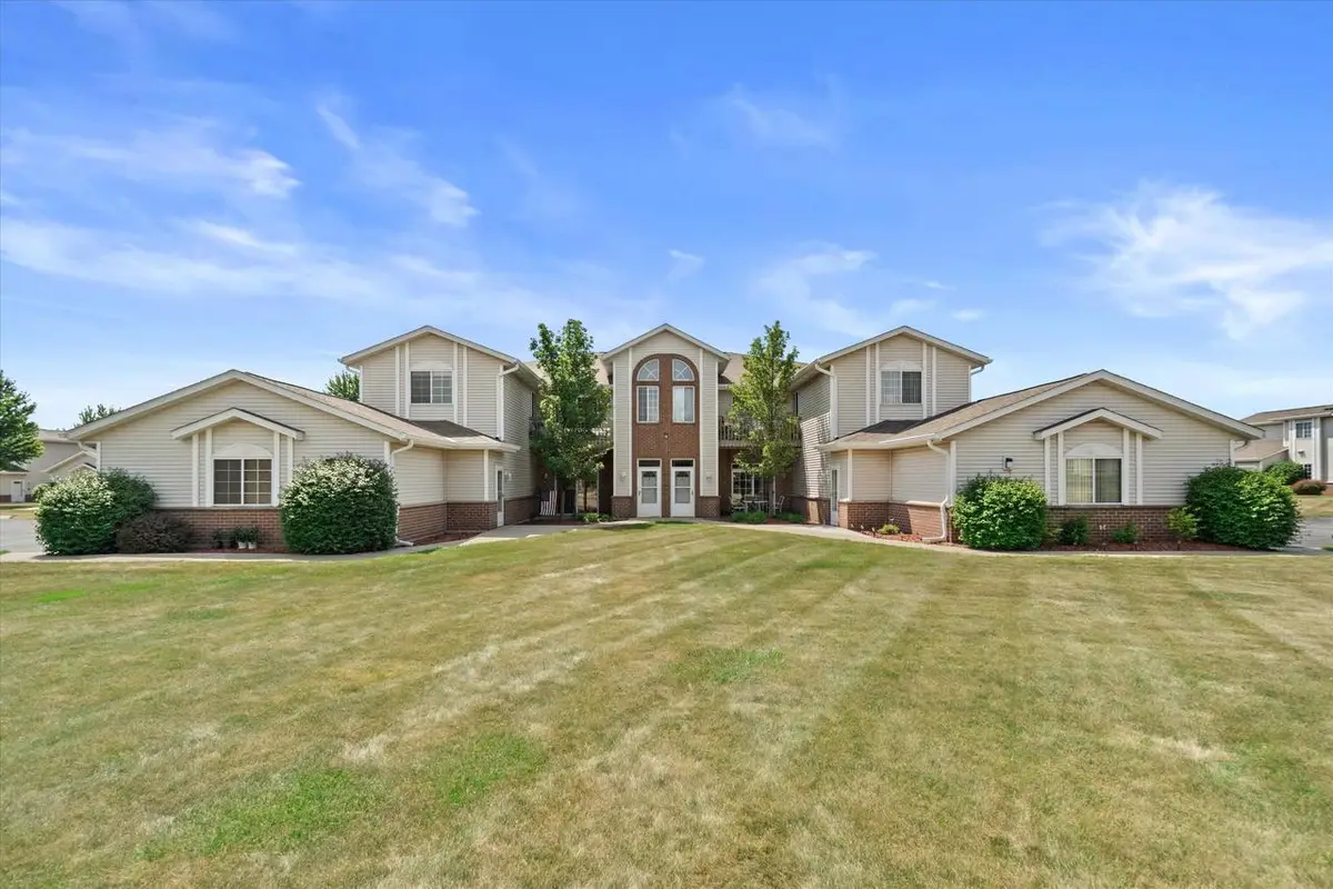 1301 College AVENUE #7F, South Milwaukee, WI 53172 - #1