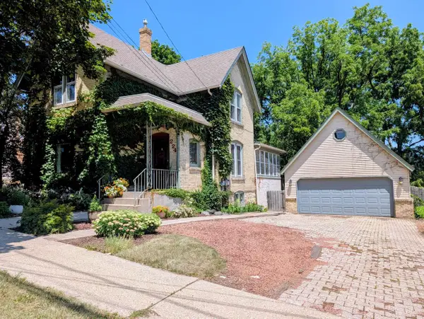 224 Amanda STREET, Burlington, WI 53105
