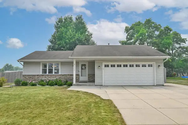 4177 W Amberidge DRIVE, Franklin, WI 53132