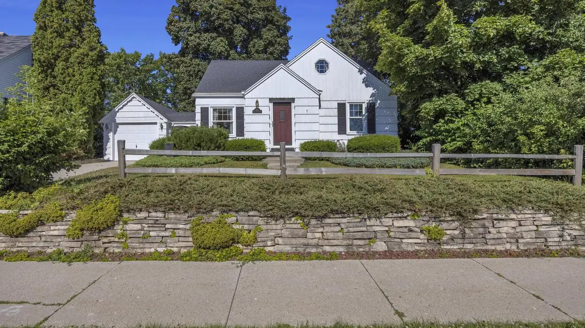 1524 N 29th STREET, Sheboygan, WI 53081 - #1