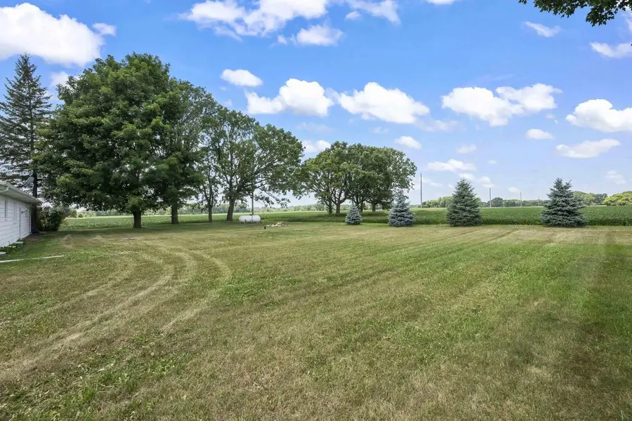 W196 County Road CW, Ixonia, WI 53036 - #2