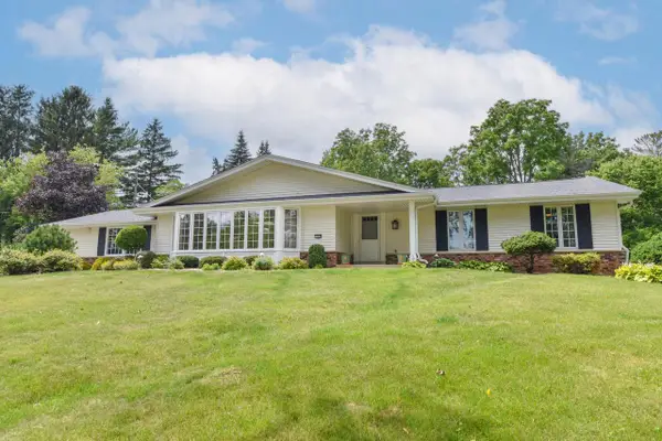 15350 High Knoll LANE, Brookfield, WI 53005