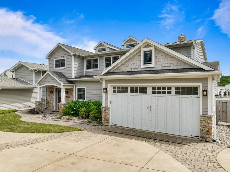 211 3rd AVENUE, Fontana, WI 53125 - #2
