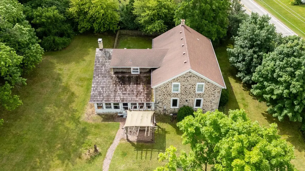 5134 State Highway 175, Hartford, WI 53027 - #1