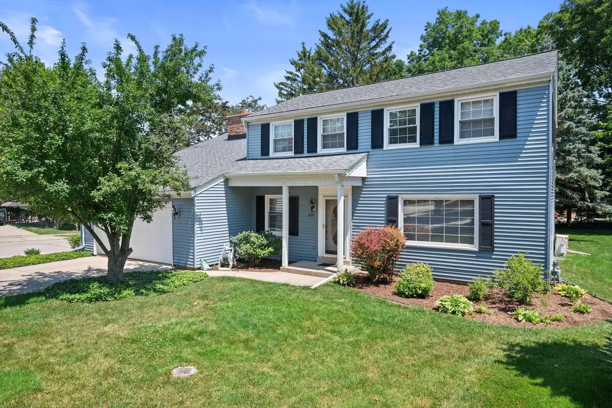 2205 Cottage COURT, Waukesha, WI 53188 - #1
