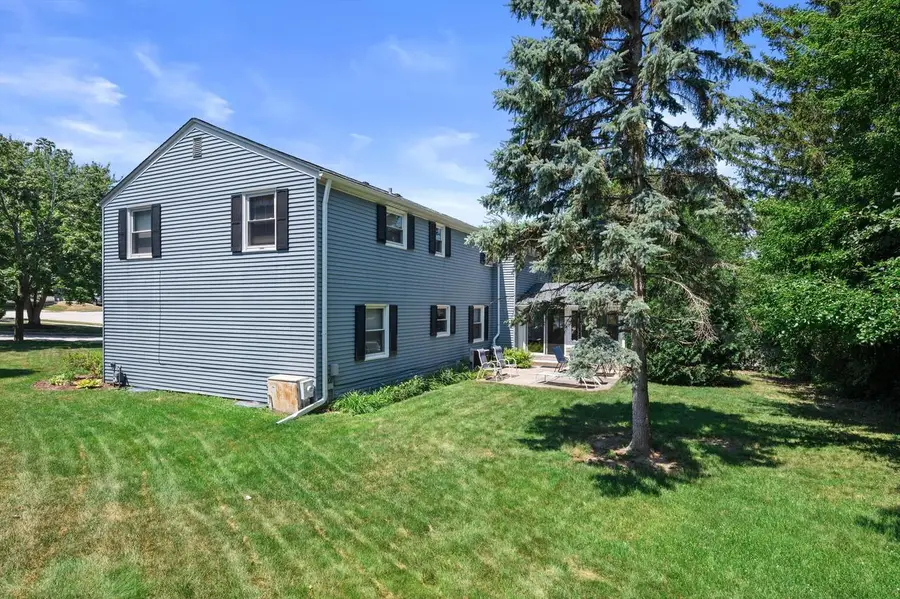2205 Cottage COURT, Waukesha, WI 53188 - #2