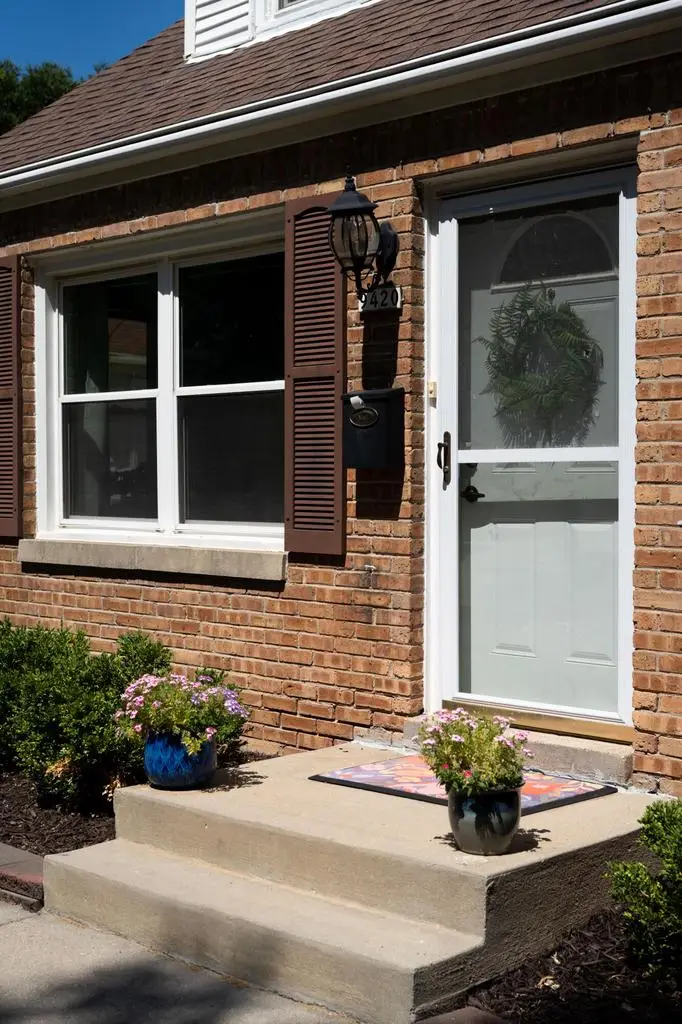 9420 W Saint Paul AVENUE, Milwaukee, WI 53226 - #3