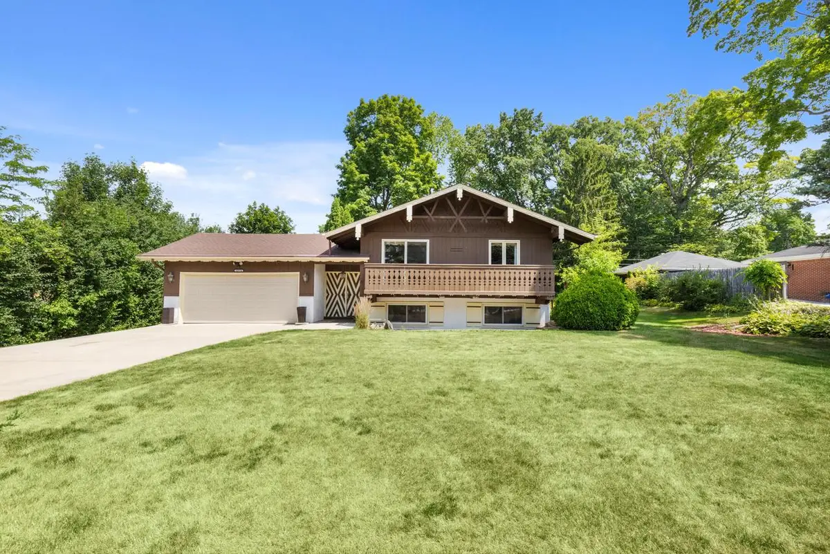 14614 W Woodland DRIVE, New Berlin, WI 53151 - #1