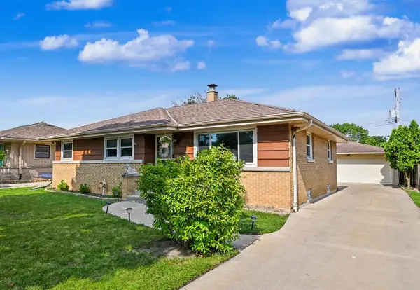 3246 S 86th STREET, Milwaukee, WI 53227