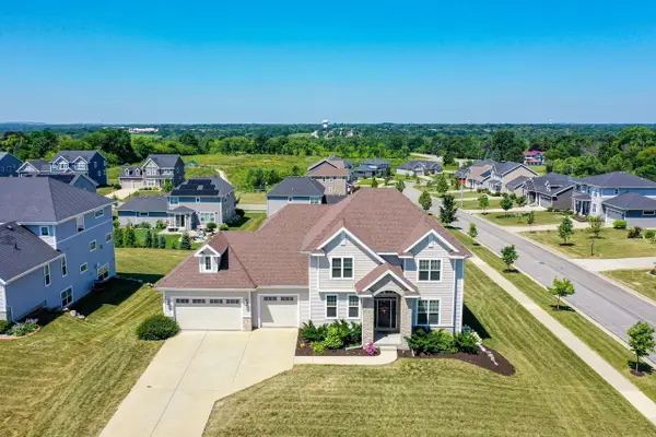 8735 S Bell Meadow COURT, Franklin, WI 53132