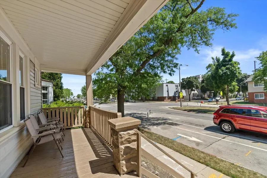 806 W Lapham BOULEVARD, Milwaukee, WI 53204 - #2