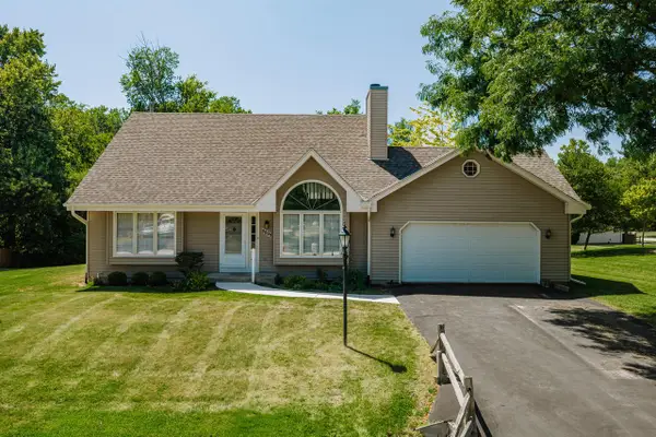 8899 S Patricia BOULEVARD, Oak Creek, WI 53154