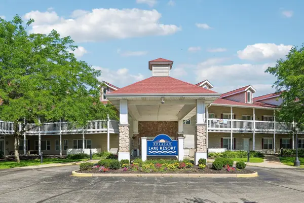 1505 S Shore DRIVE #330, Delavan, WI 53115