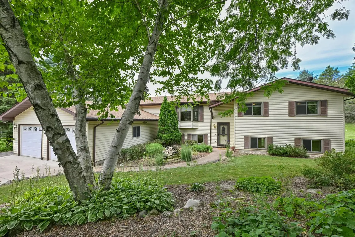 4751 E Oakview DRIVE, Milton, WI 53563 - #1