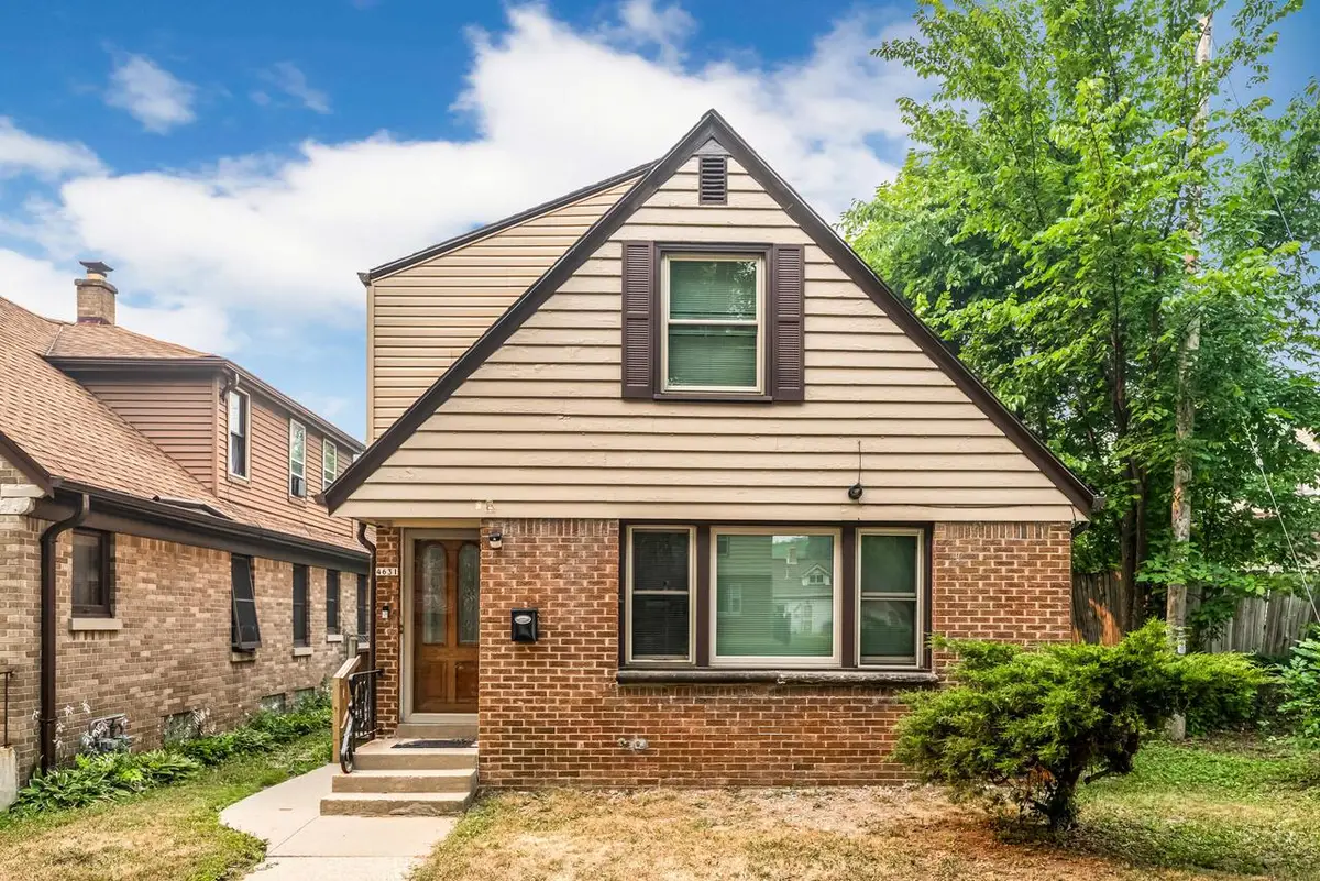 4631 W Keefe AVENUE, Milwaukee, WI 53216 - #1