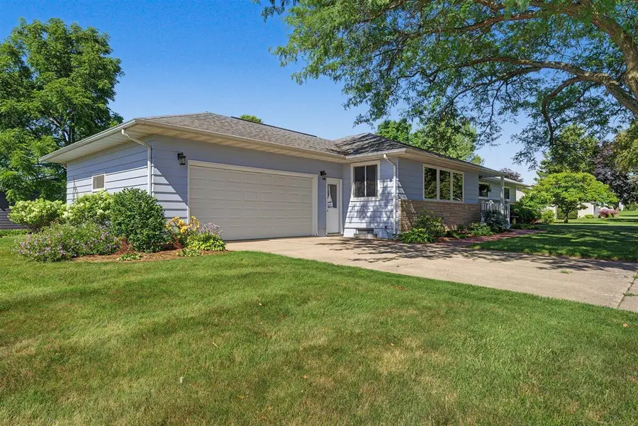 300 Sherry LANE, Viroqua, WI 54665 - #3