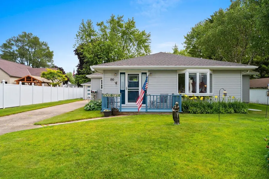 120 Vernon STREET, Algoma, WI 54201 - #2