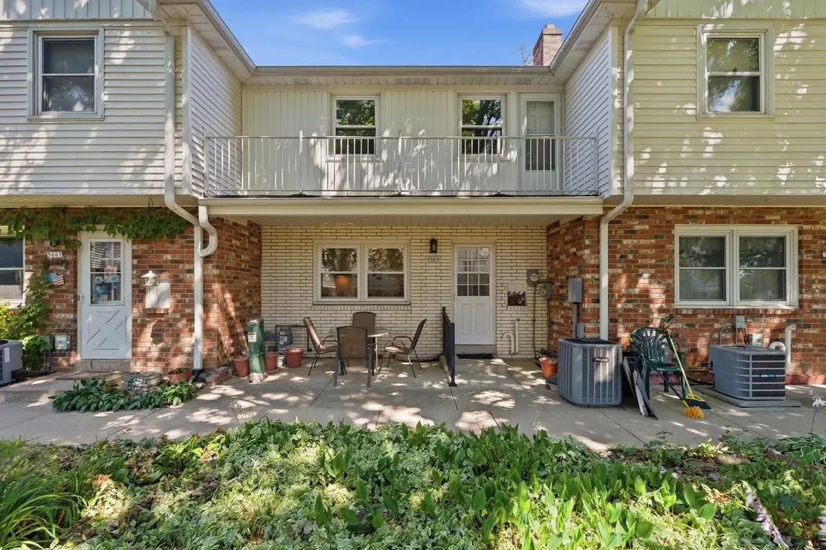 5069 W Colonial COURT, Greenfield, WI 53220 - #1