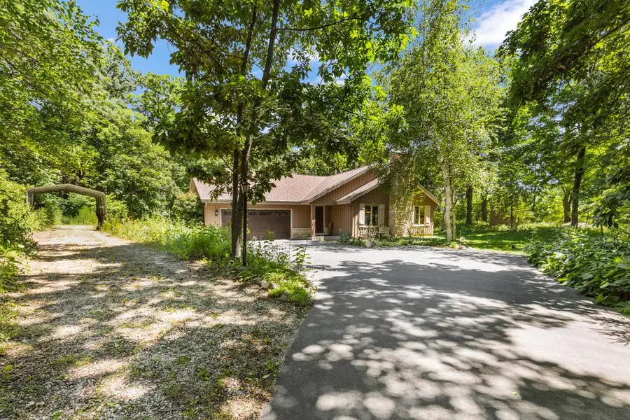 W342S4510 Moraine Hills DRIVE, Dousman, WI 53118 - #3