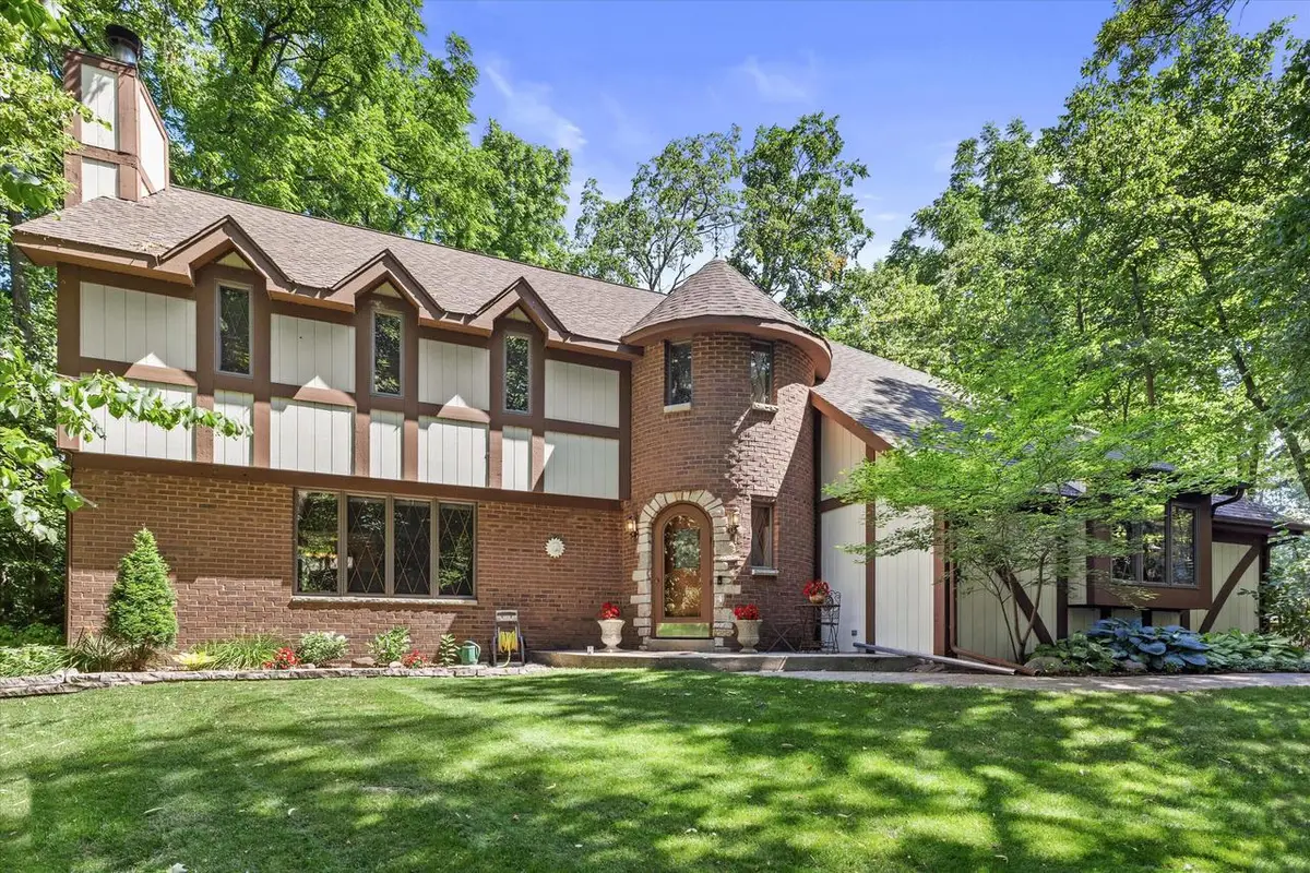 S68W17886 East DRIVE, Muskego, WI 53150 - #1