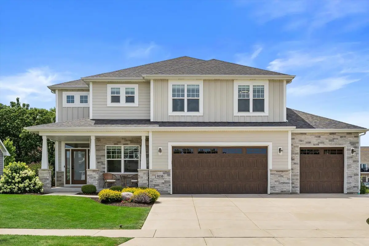 9110 Creekside CIRCLE, Pleasant Prairie, WI 53158 - #1