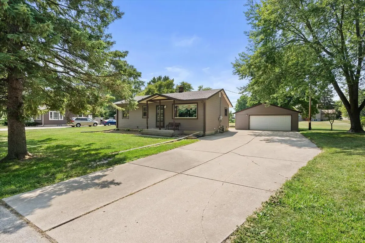10549 S 4th AVENUE, Oak Creek, WI 53154 - #1