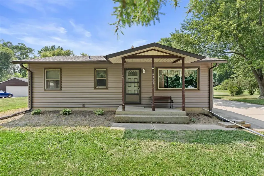 10549 S 4th AVENUE, Oak Creek, WI 53154 - #3