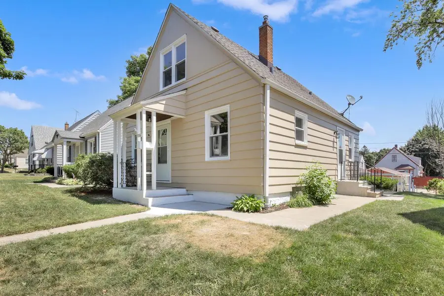 3716 S 19th STREET, Milwaukee, WI 53221 - #2
