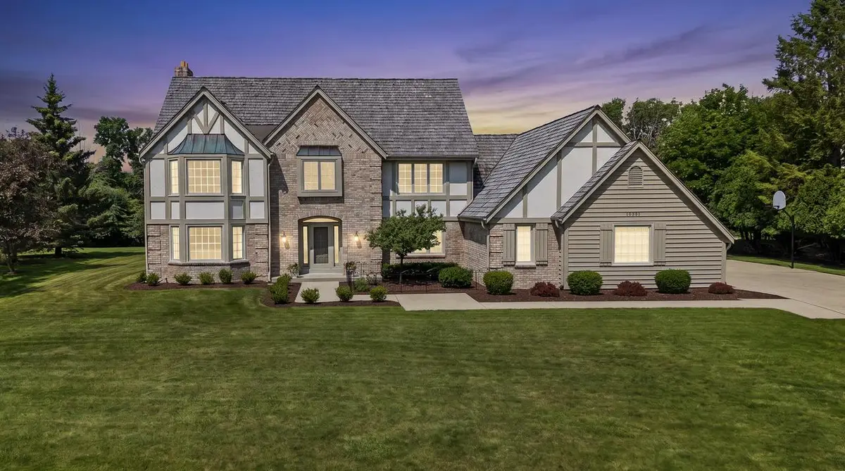 10531 N Haddonstone PLACE, Mequon, WI 53092 - #1