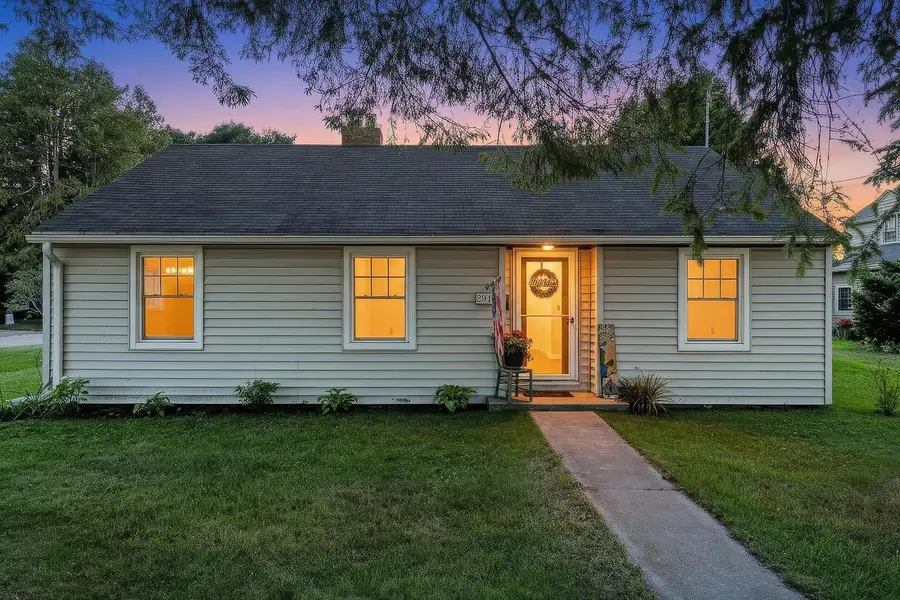 2912 Adams STREET, Two Rivers, WI 54241 - #2