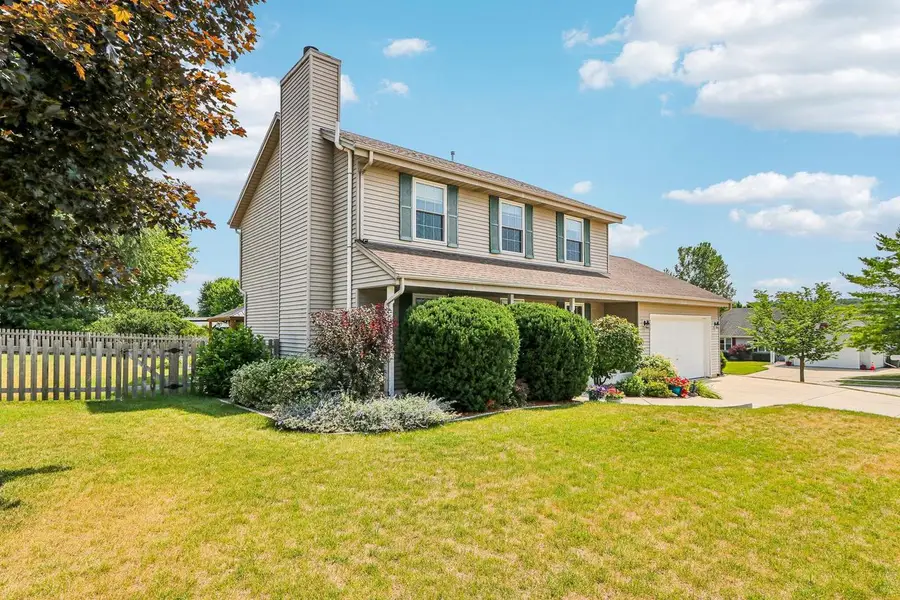 2301 Linda COURT, Waukesha, WI 53188 - #2