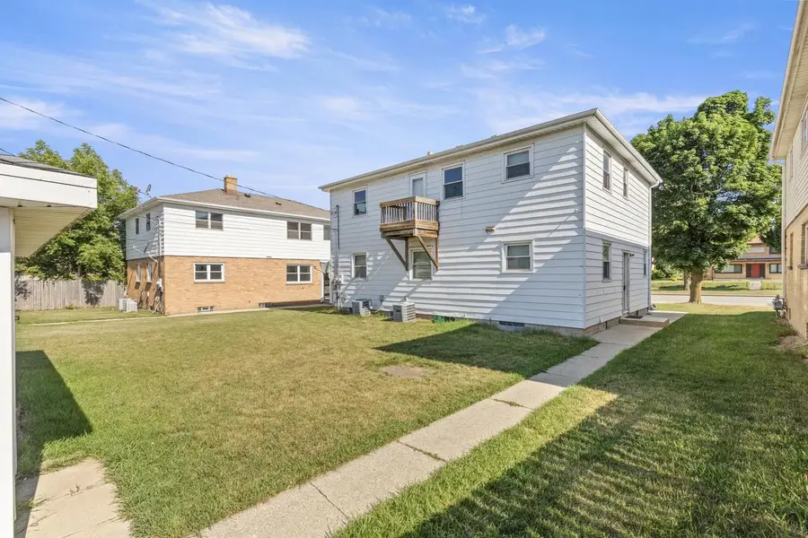 9703 W Capitol DRIVE #9705, Milwaukee, WI 53222 - #2