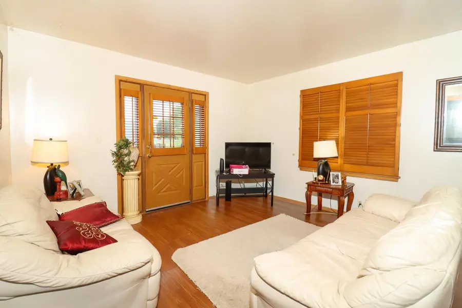 8410 W Villard AVENUE, Milwaukee, WI 53225 - #3
