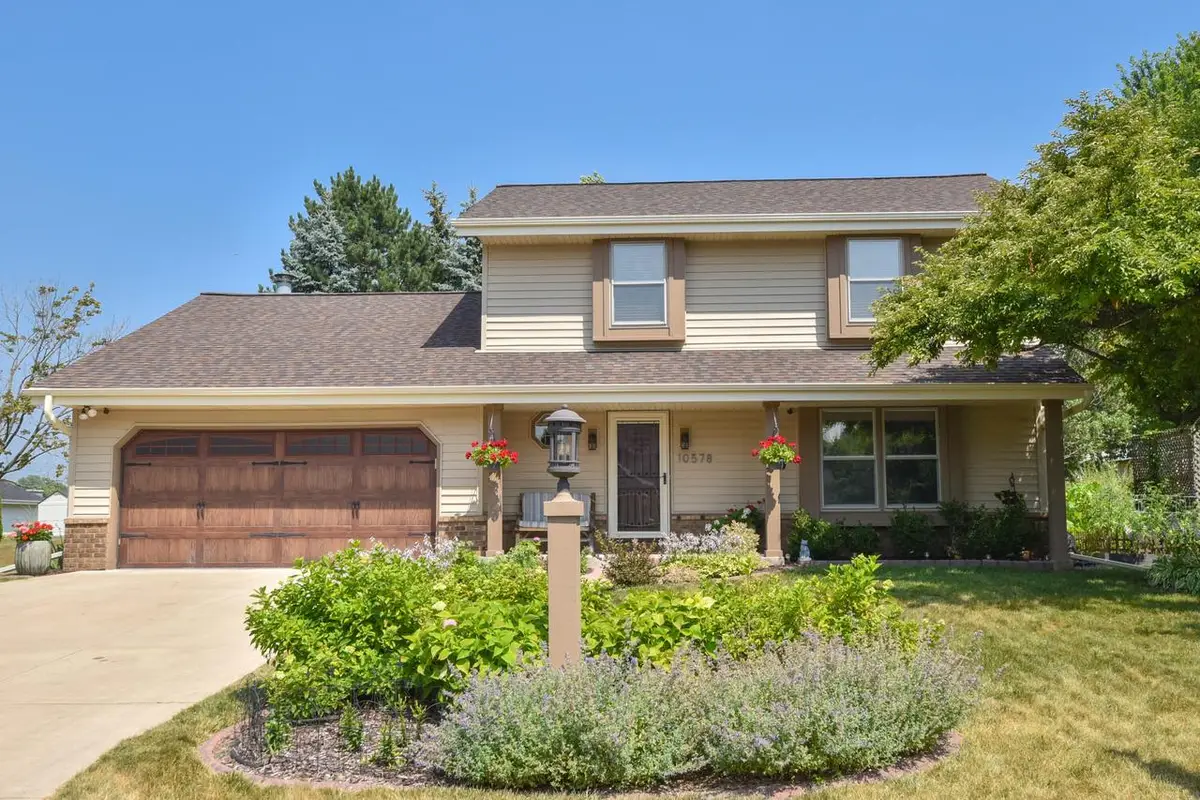 W163N10578 Ridgeview LANE, Germantown, WI 53022 - #1