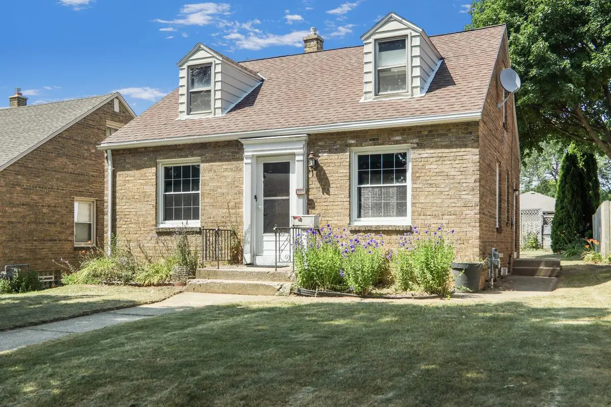 3450 E Allerton AVENUE, Cudahy, WI 53110 - #1