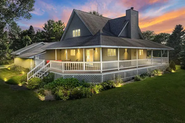 9225 160th AVENUE, Bristol, WI 53104