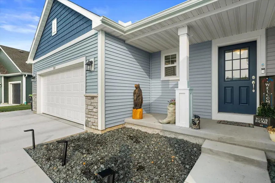 205 Mary Belle LANE, Beaver Dam, WI 53916 - #2