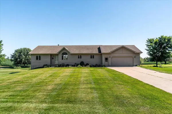 E7325 Skyline DRIVE, Viroqua, WI 54665