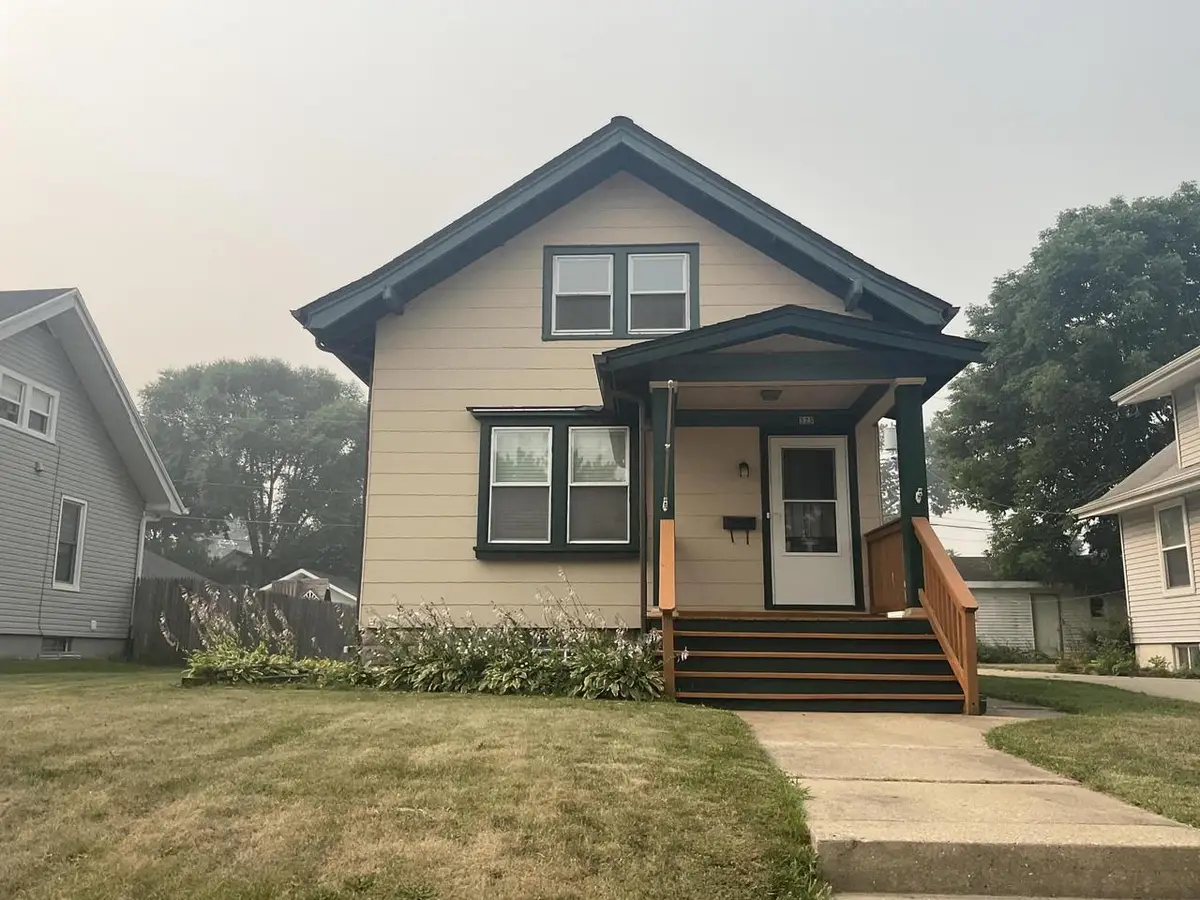 325 Wilson AVENUE, Waukesha, WI 53186 - #1
