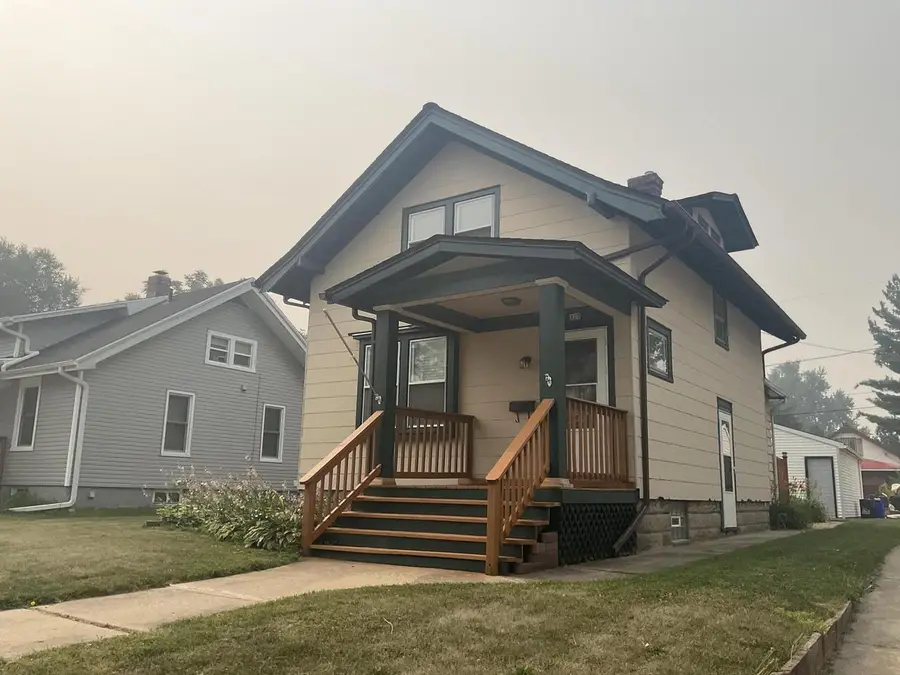 325 Wilson AVENUE, Waukesha, WI 53186 - #3