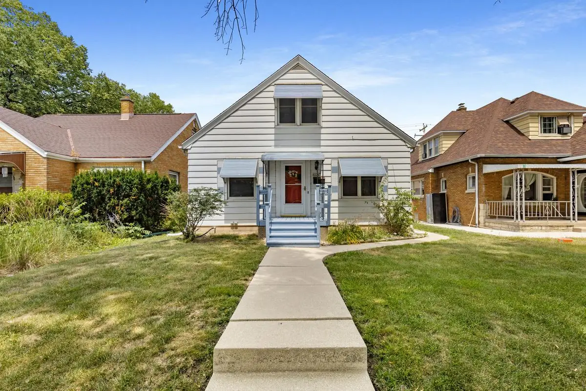 4026 W Oklahoma AVENUE, Milwaukee, WI 53215 - #1