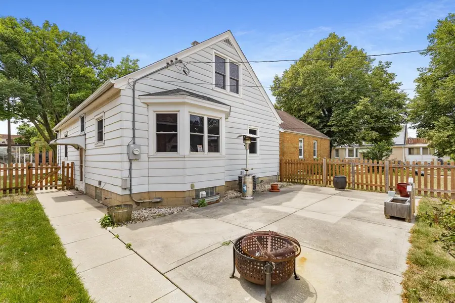 4026 W Oklahoma AVENUE, Milwaukee, WI 53215 - #2