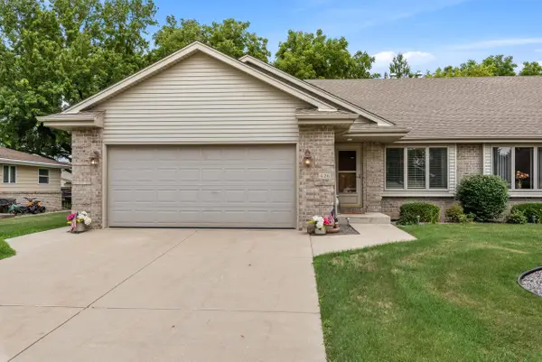 626 W Prospect STREET, Hartford, WI 53027