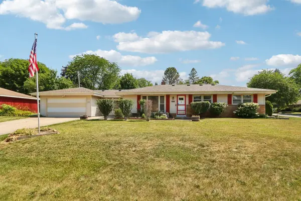 5665 W Range AVENUE, Brown Deer, WI 53223