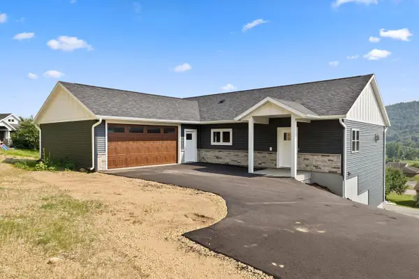 407 McCormick PLACE, Chaseburg, WI 54621
