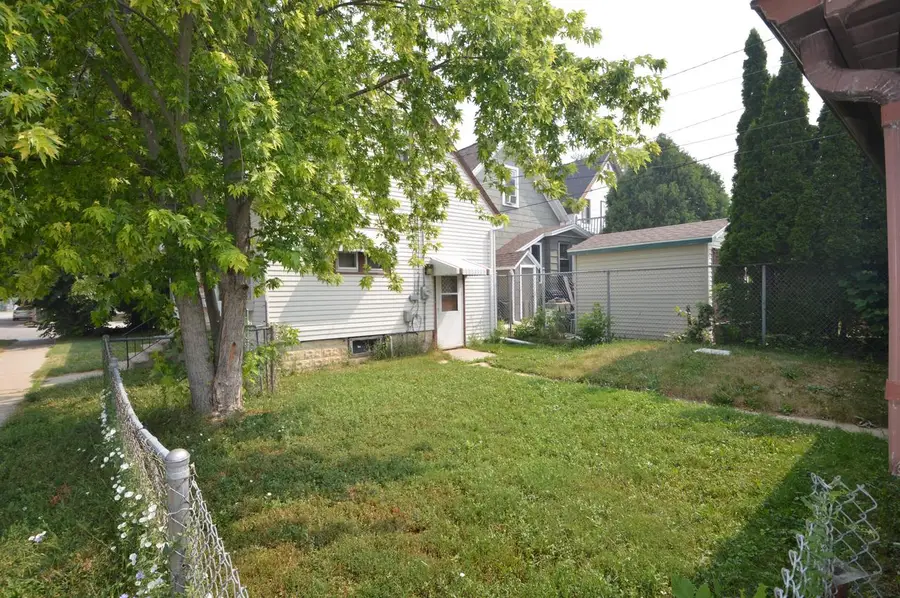 1235 Monroe AVENUE, South Milwaukee, WI 53172 - #3