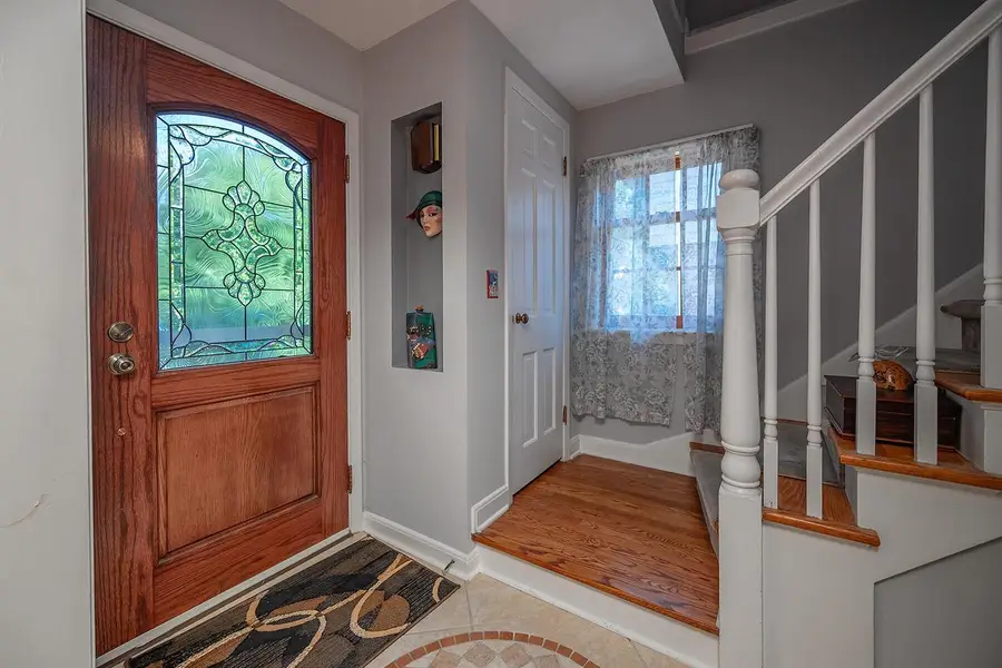 6041 N Santa Monica BOULEVARD, Whitefish Bay, WI 53217 - #3