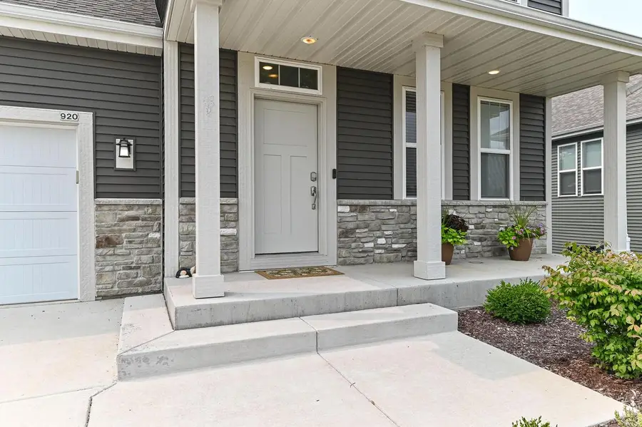 920 Foxwalk DRIVE, Waterford, WI 53185 - #2